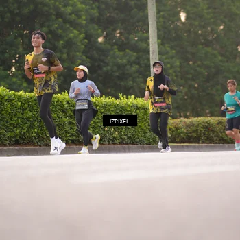 Runner Photo 6387330