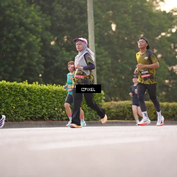 Runner Photo 6387356