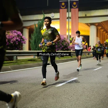 Runner Photo 6387392