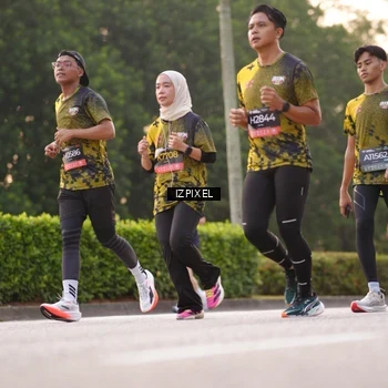 Runner Photo 6387412
