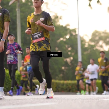 Runner Photo 6387431