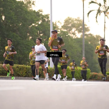 Runner Photo 6387445