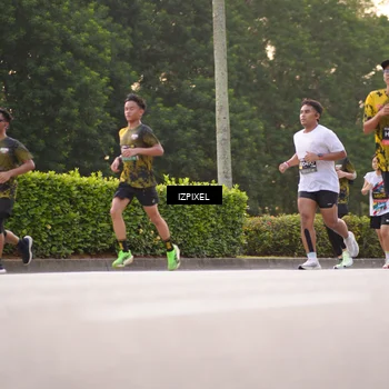 Runner Photo 6387458