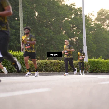 Runner Photo 6387487