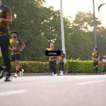 Runner Photo 6387489
