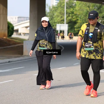 Runner Photo 6387503