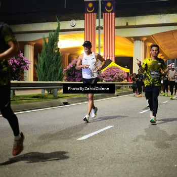 Runner Photo 6387536