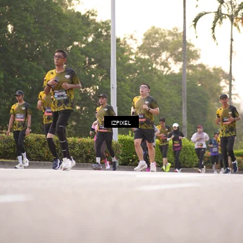 Runner Photo 6387568