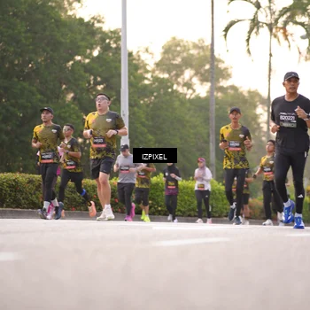 Runner Photo 6387606