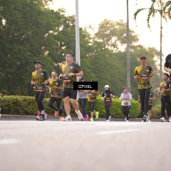 Runner Photo 6387621