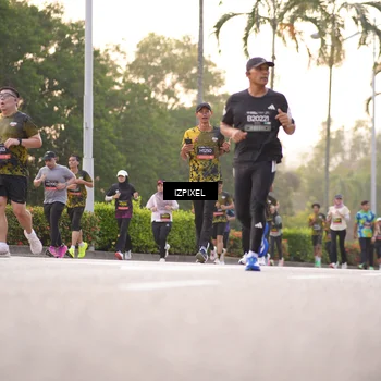 Runner Photo 6387643