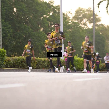 Runner Photo 6387687