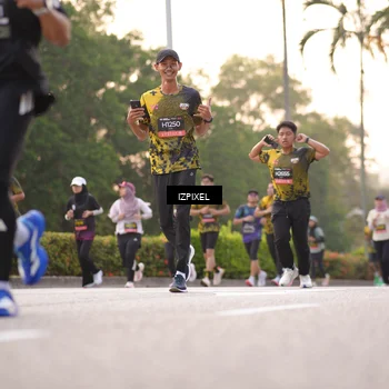 Runner Photo 6387713