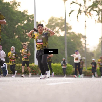 Runner Photo 6387759