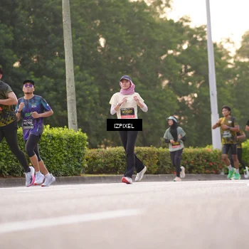 Runner Photo 6387832