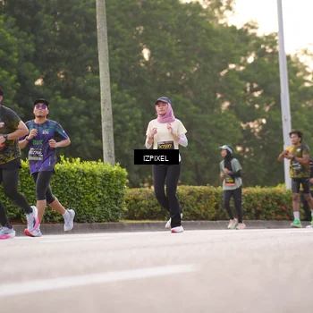 Runner Photo 6387849