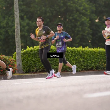 Runner Photo 6387908