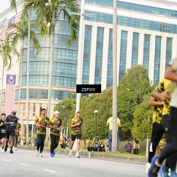 Runner Photo 6387911