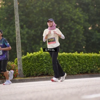 Runner Photo 6387929