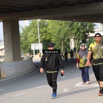 Runner Photo 6387932