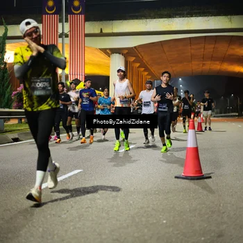 Runner Photo 6387939