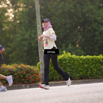 Runner Photo 6387952