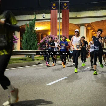 Runner Photo 6387974