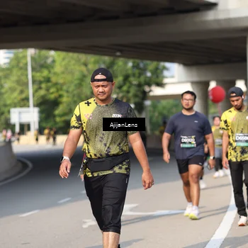 Runner Photo 6387976