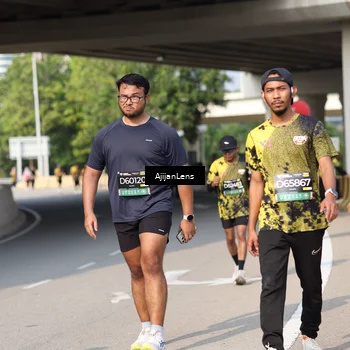 Runner Photo 6387997