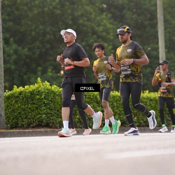 Runner Photo 6388004