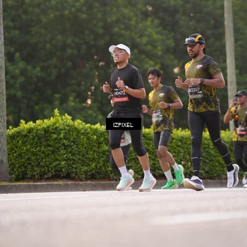 Runner Photo 6388005