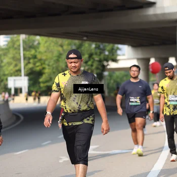 Runner Photo 6388010