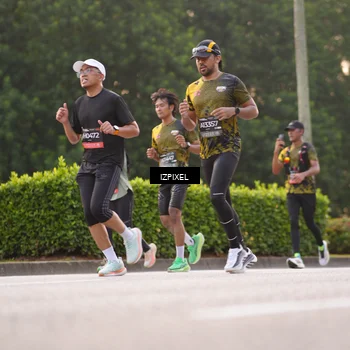 Runner Photo 6388033