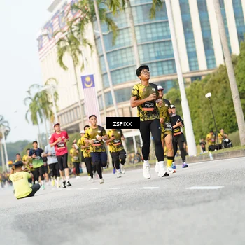 Runner Photo 6388045