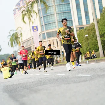 Runner Photo 6388069