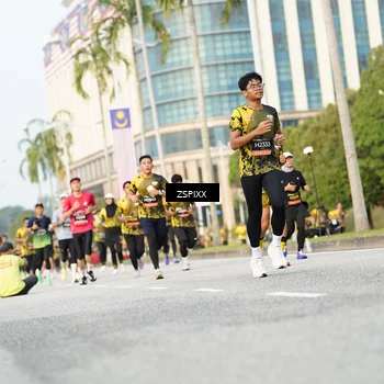 Runner Photo 6388074