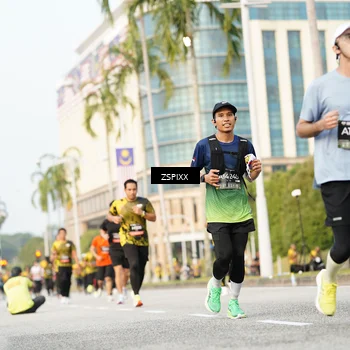 Runner Photo 6388133