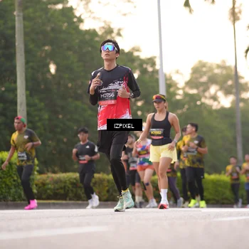 Runner Photo 6388272