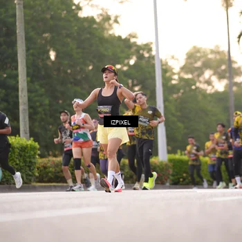 Runner Photo 6388348