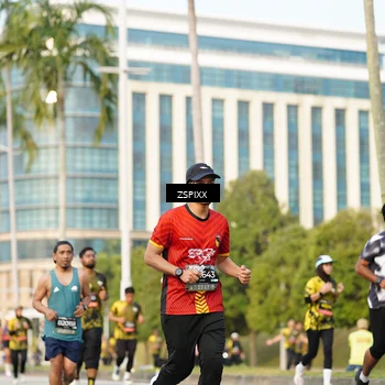 Runner Photo 6388386