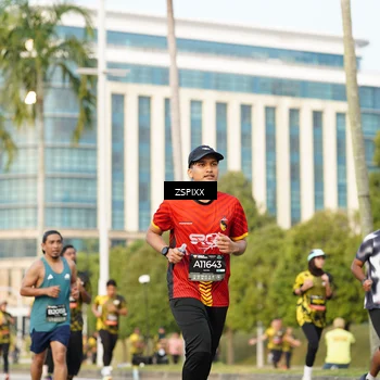 Runner Photo 6388388