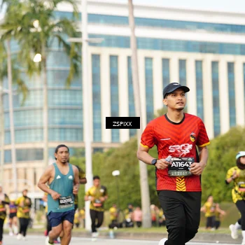 Runner Photo 6388392