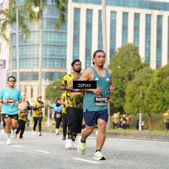 Runner Photo 6388415