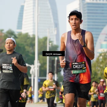 Runner Photo 6388435