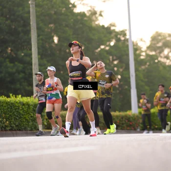 Runner Photo 6388453