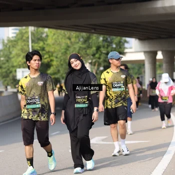 Runner Photo 6388460