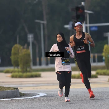 Runner Photo 6388511