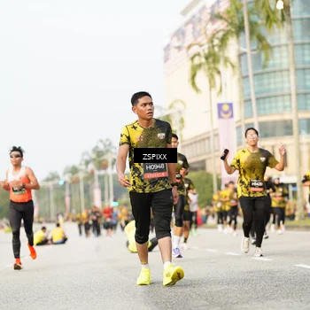 Runner Photo 6388563