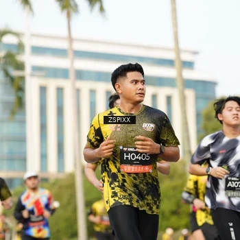 Runner Photo 6388624