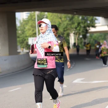 Runner Photo 6388625